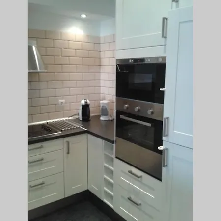 Modern Apart: 1 Bedroom; 2 Pax Apartment